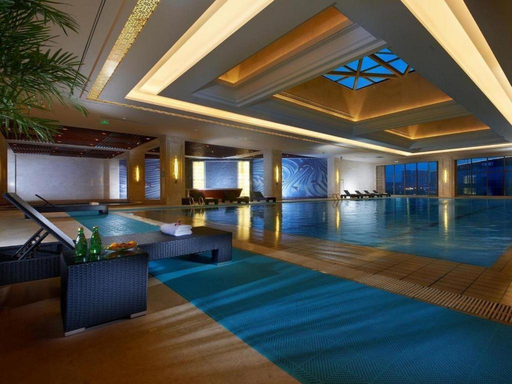 Dongwu New Century Grand Hotel Huzhou Esterno foto